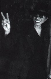 Rodriguez arrives at Cape Town airport, 2nd March 1998
